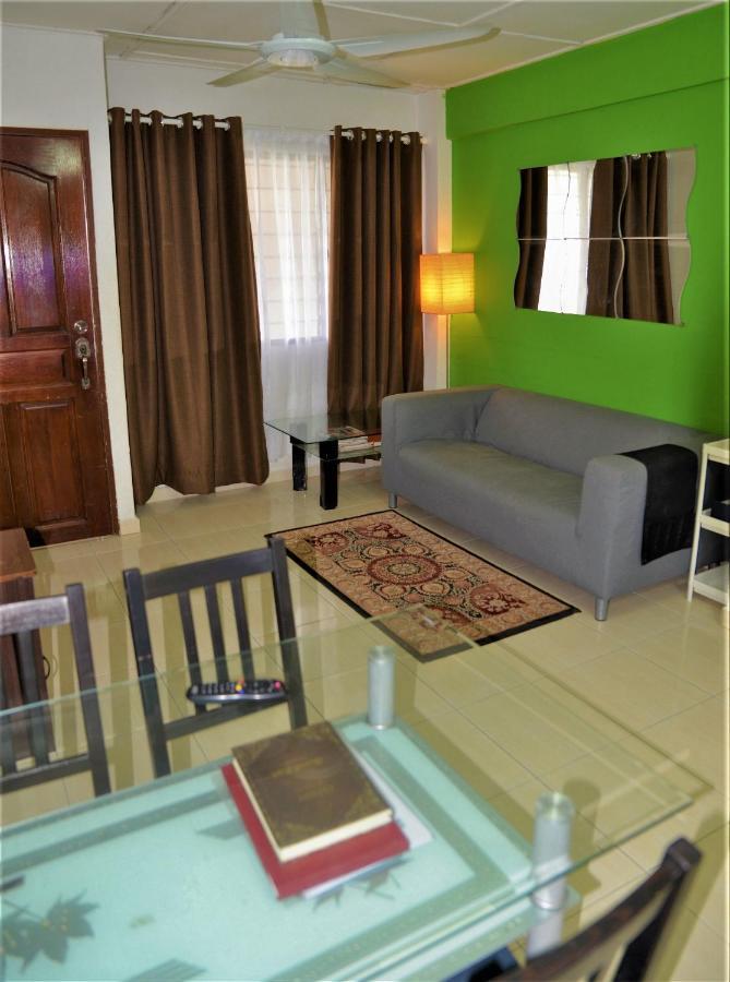 Awedee Homestay Putrajaya Kültér fotó